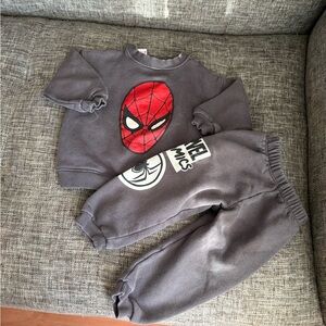 Zara Gray Marvel spiderman Comics Toddler Sweatshirt and Pants Set 2T